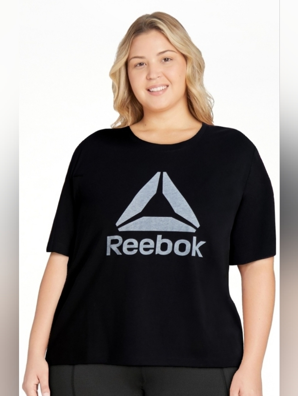 NWT Reebok Women's Infinity Short Sleeve Cropped Black Jersey Tee Size XL